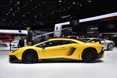 Lamborghini Aventador LP 750-4 Super Velcoce